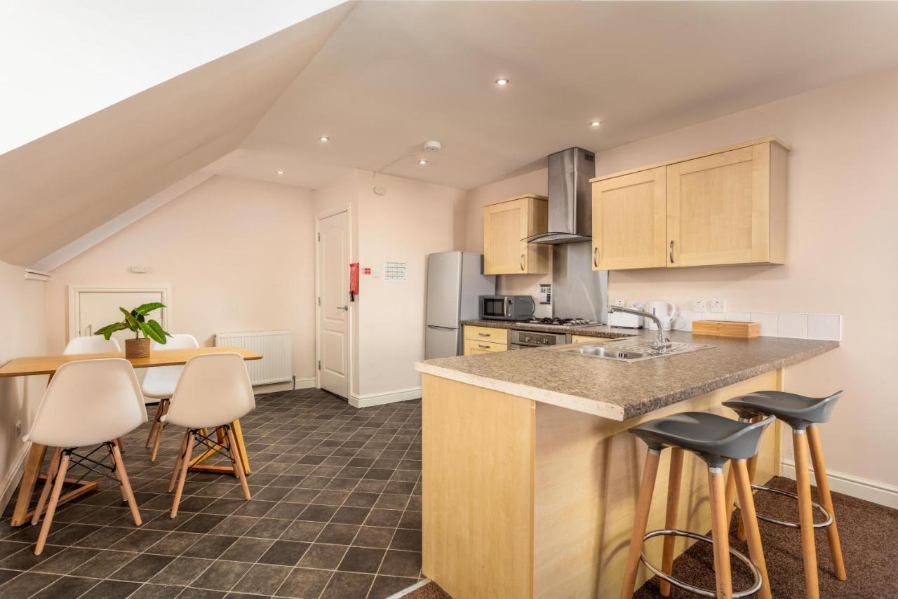 Elliot Suite No9 - Donnini Apartments Ayr Exteriör bild